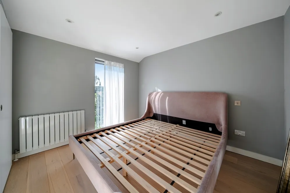 Oakhill, Esher KT10 photo 21