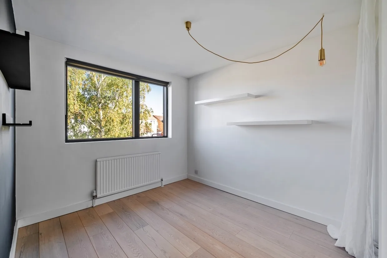 Oakhill, Esher KT10 photo 24