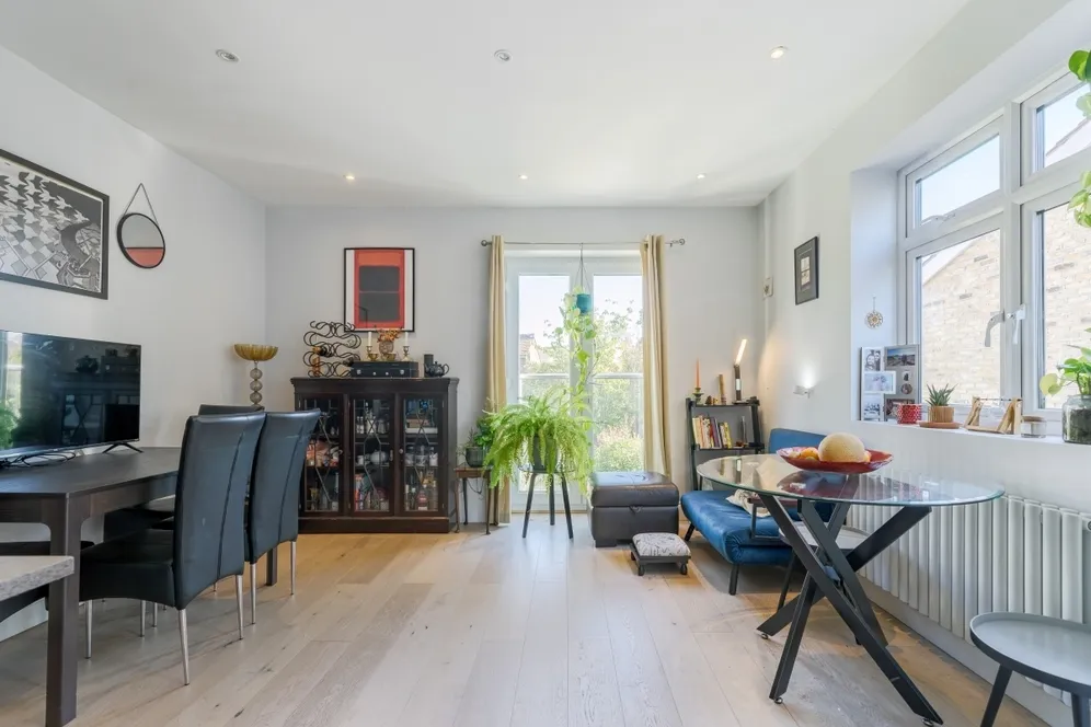 Wrottesley Road London NW10 photo 5