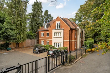 London Road, Sunningdale, SL5