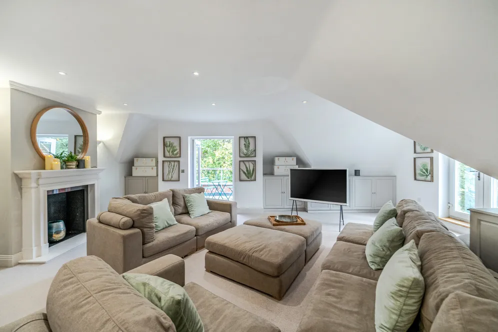 London Road, Sunningdale, SL5 photo 2