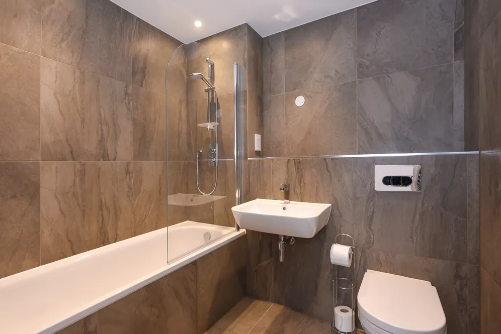Whippendell Road, Watford, WD18 photo 5