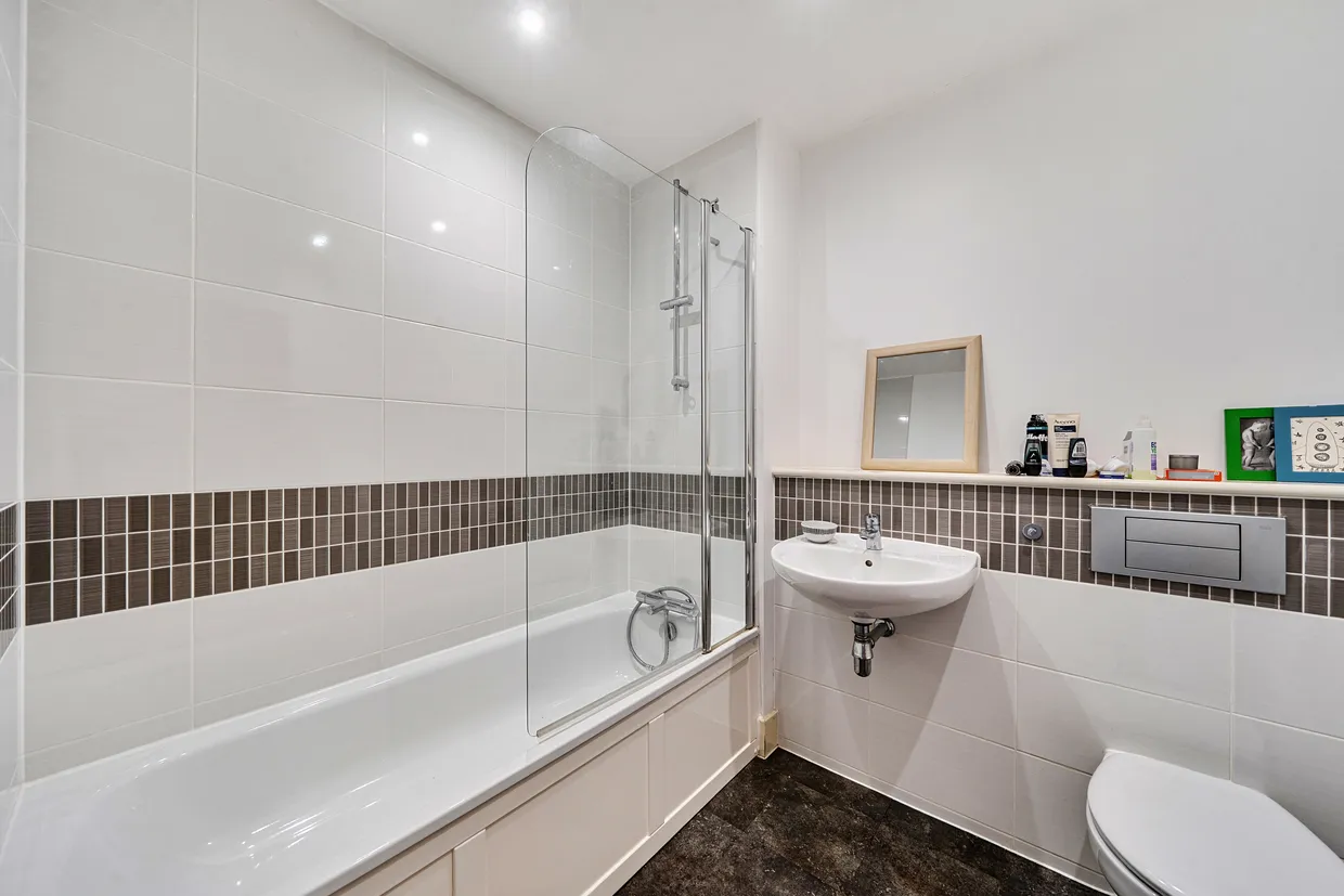 Hanbury Lane, Haywards Heath, RH16 photo 8