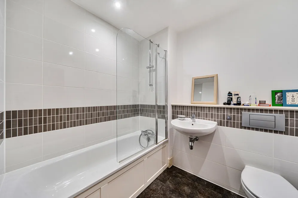 Hanbury Lane, Haywards Heath, RH16 photo 8