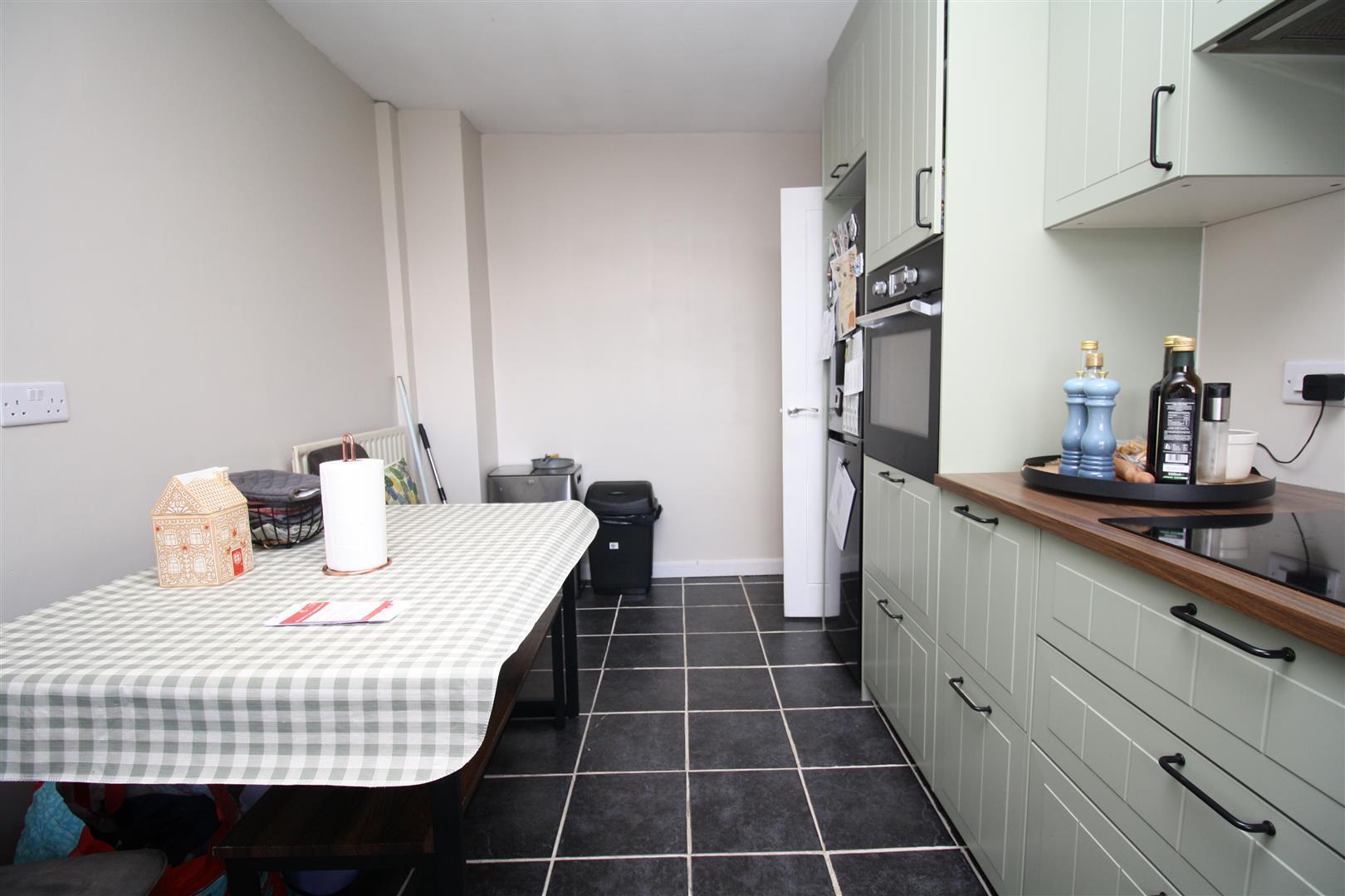 St. Marys Avenue, Bletchley, Milton Keynes Image 6