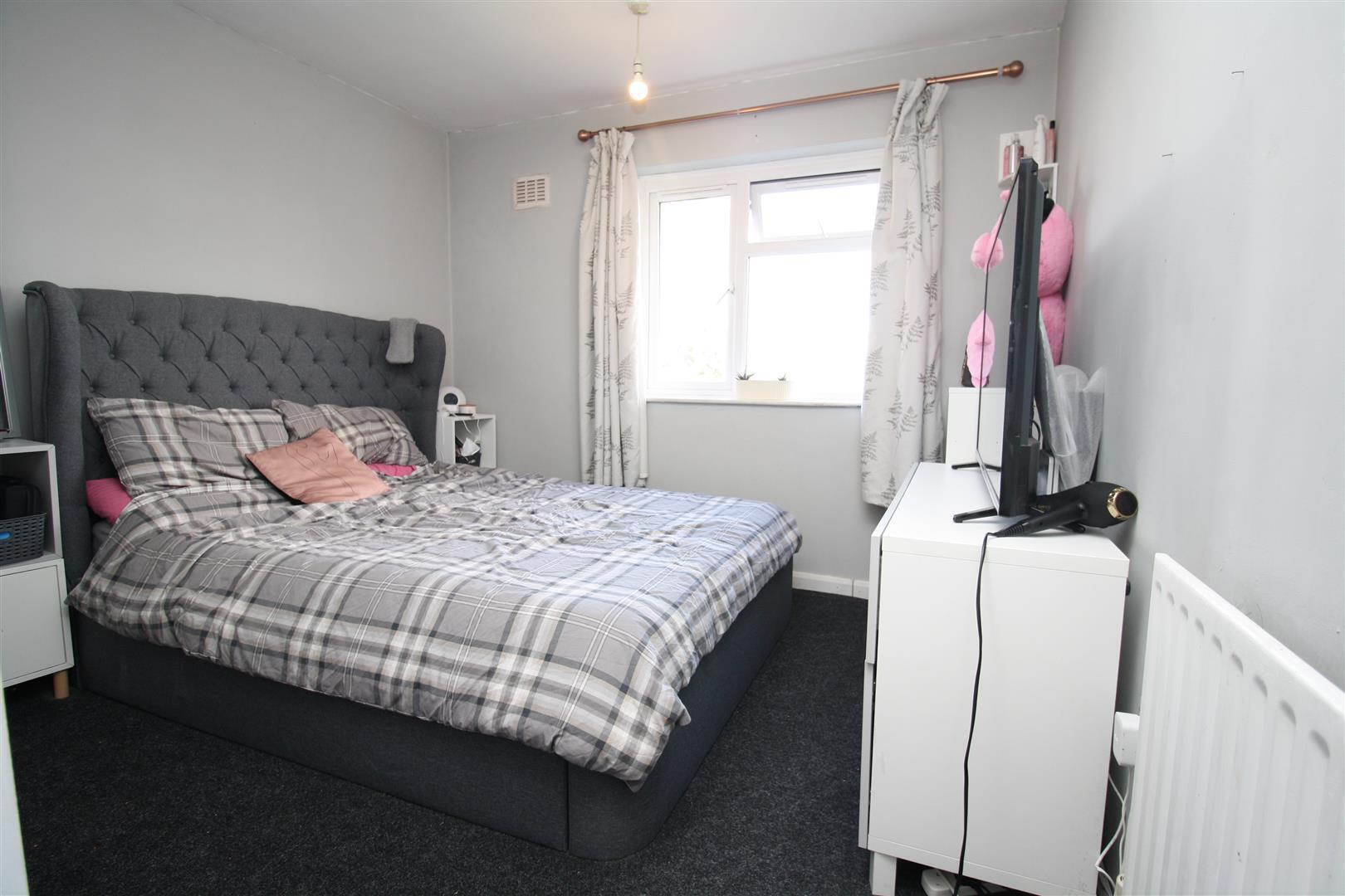 St. Marys Avenue, Bletchley, Milton Keynes Image 9