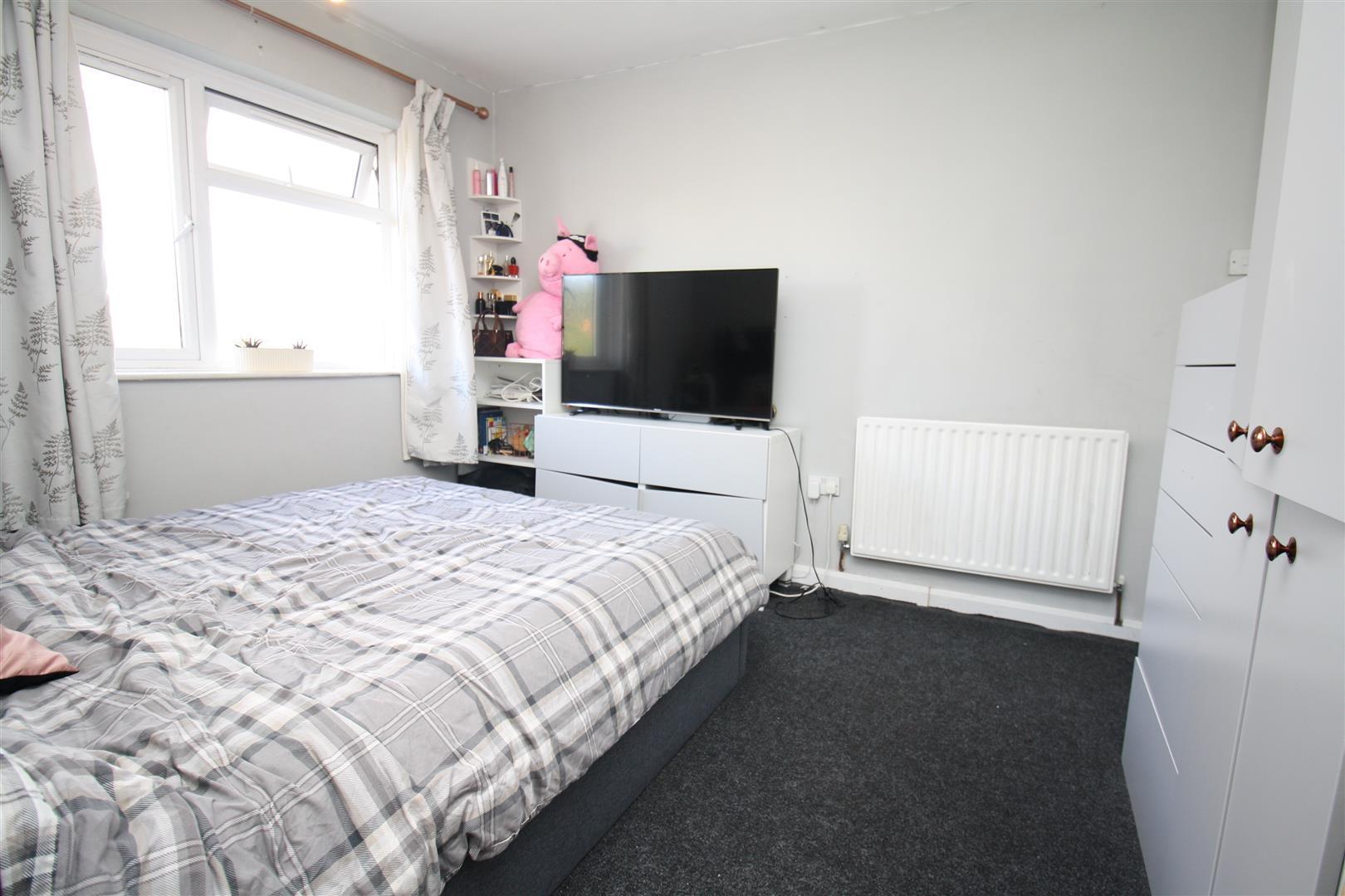 St. Marys Avenue, Bletchley, Milton Keynes Image 10