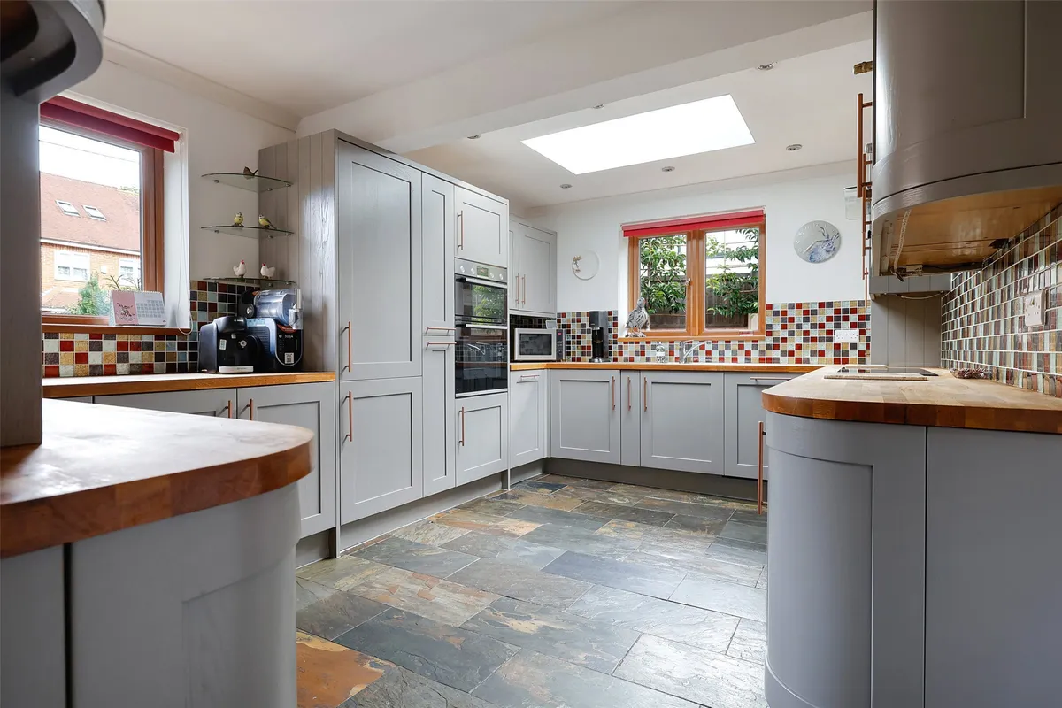 Warwick Road, Holmwood, Dorking, Surrey, RH5