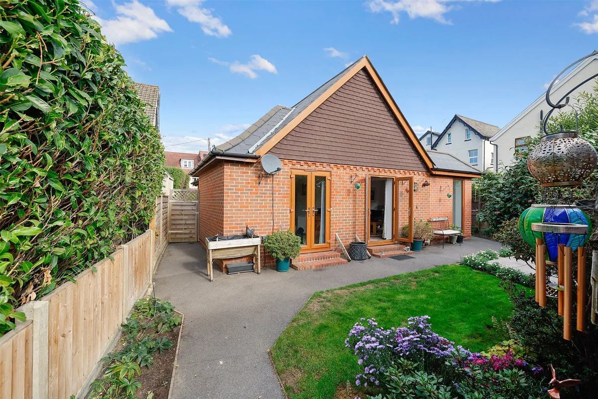 Warwick Road, Holmwood, Dorking, Surrey, RH5