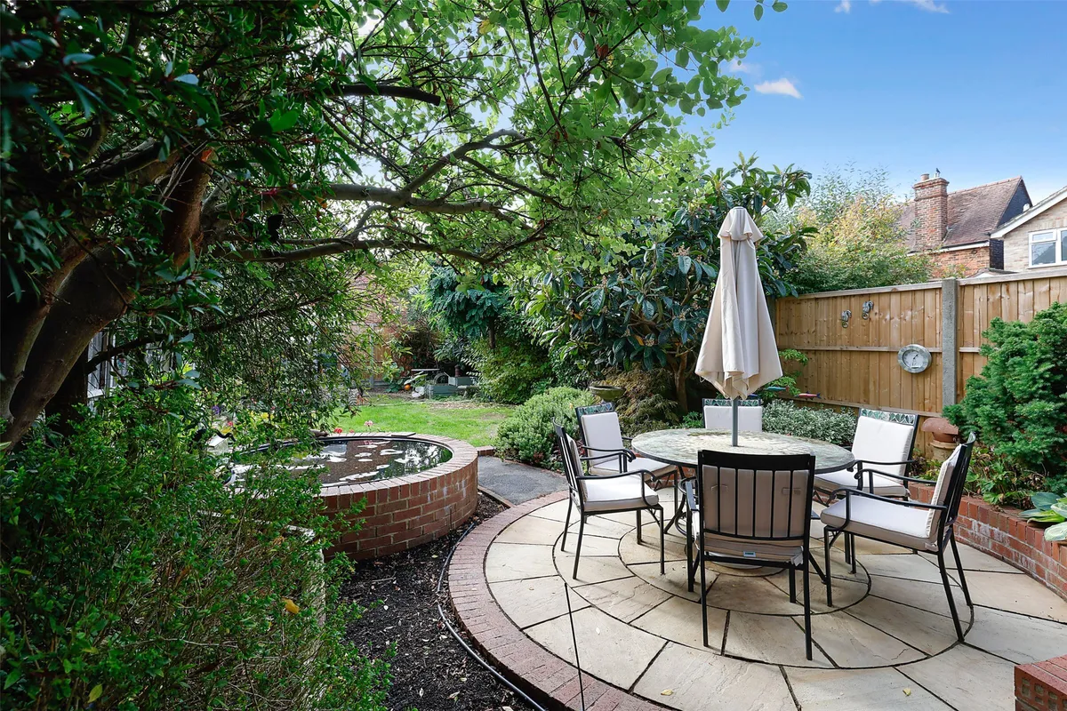 Warwick Road, Holmwood, Dorking, Surrey, RH5