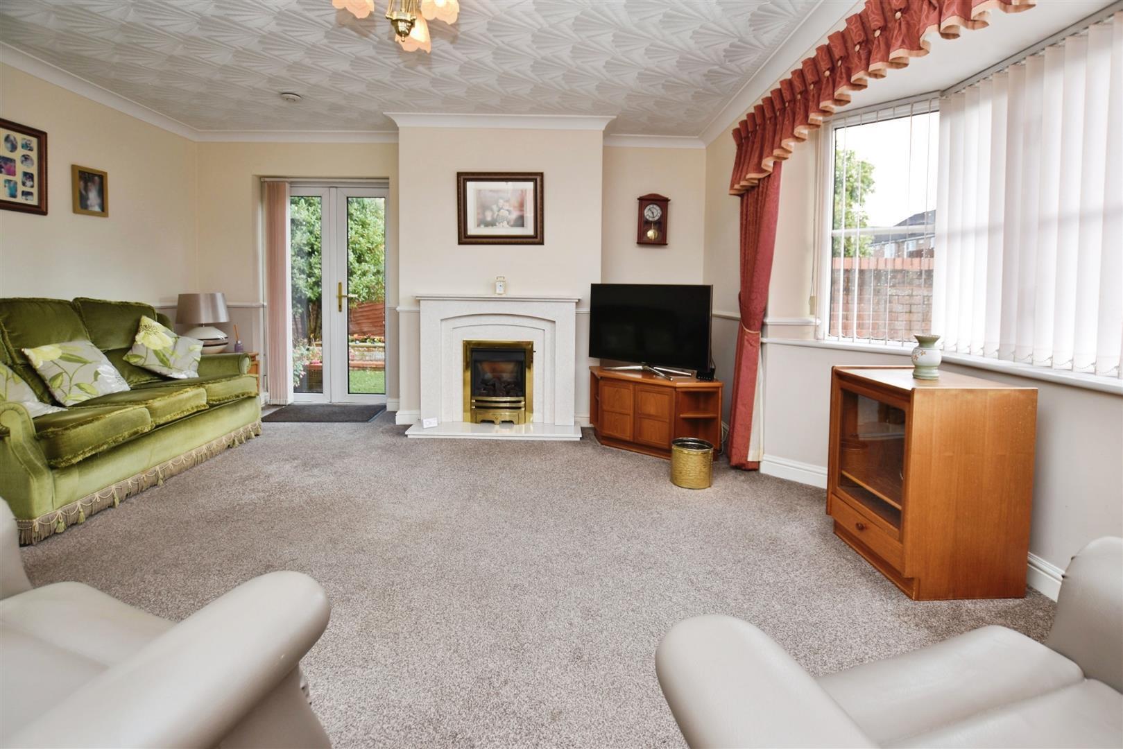 Cleeve Road Image 3