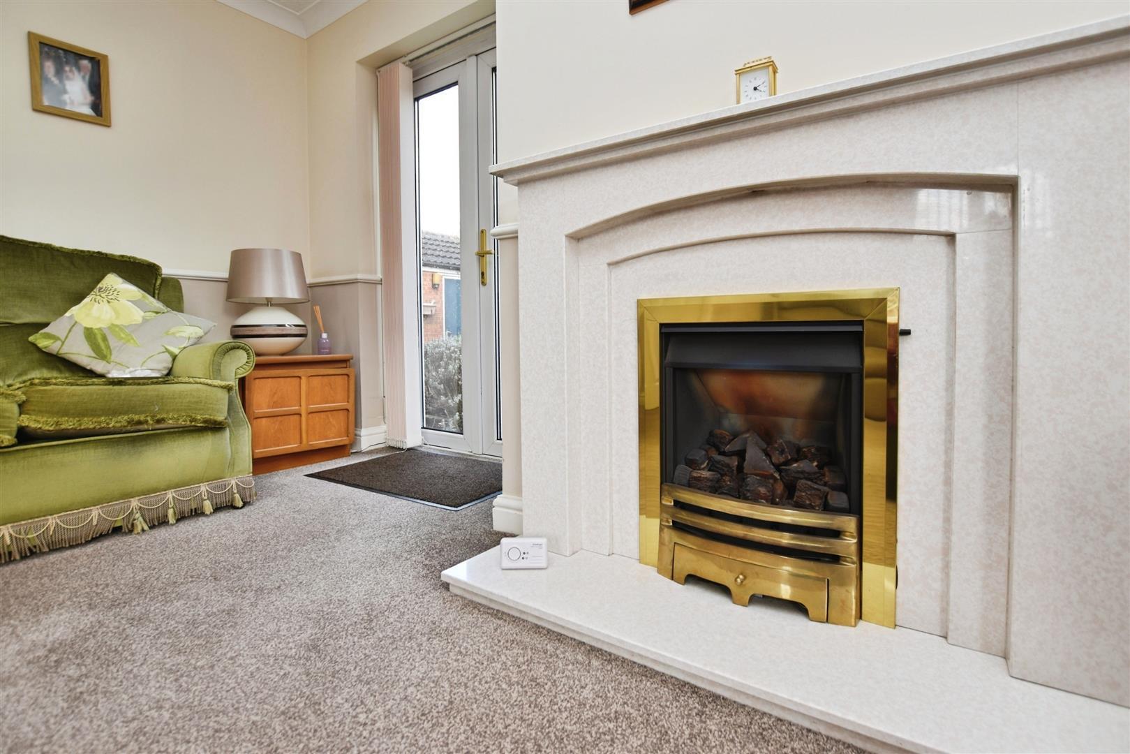 Cleeve Road Image 7