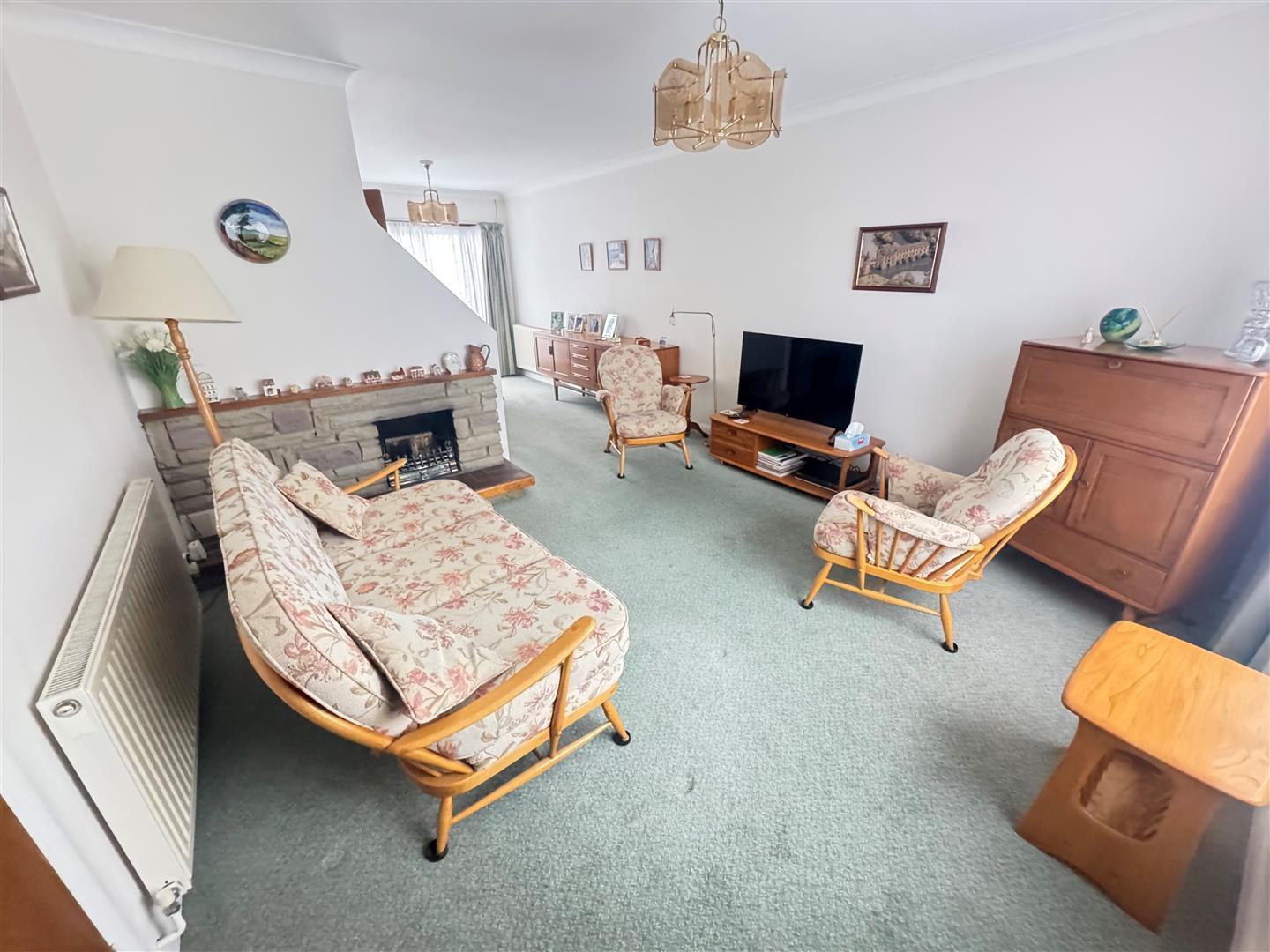 Caversham Park Avenue, Rayleigh Image 3