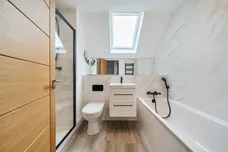 Sumner Fields, Barns Green, RH13 photo 9