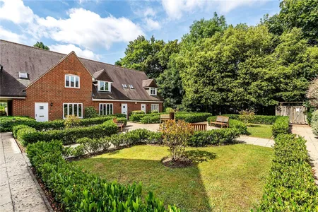 Charlwood Place, Reigate, RH2
