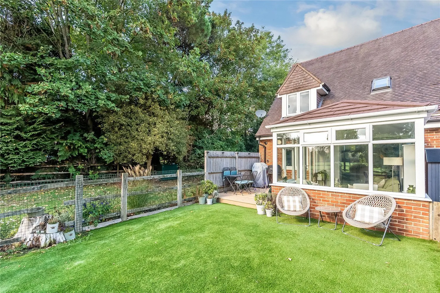 Charlwood Place, Reigate, RH2 photo 14