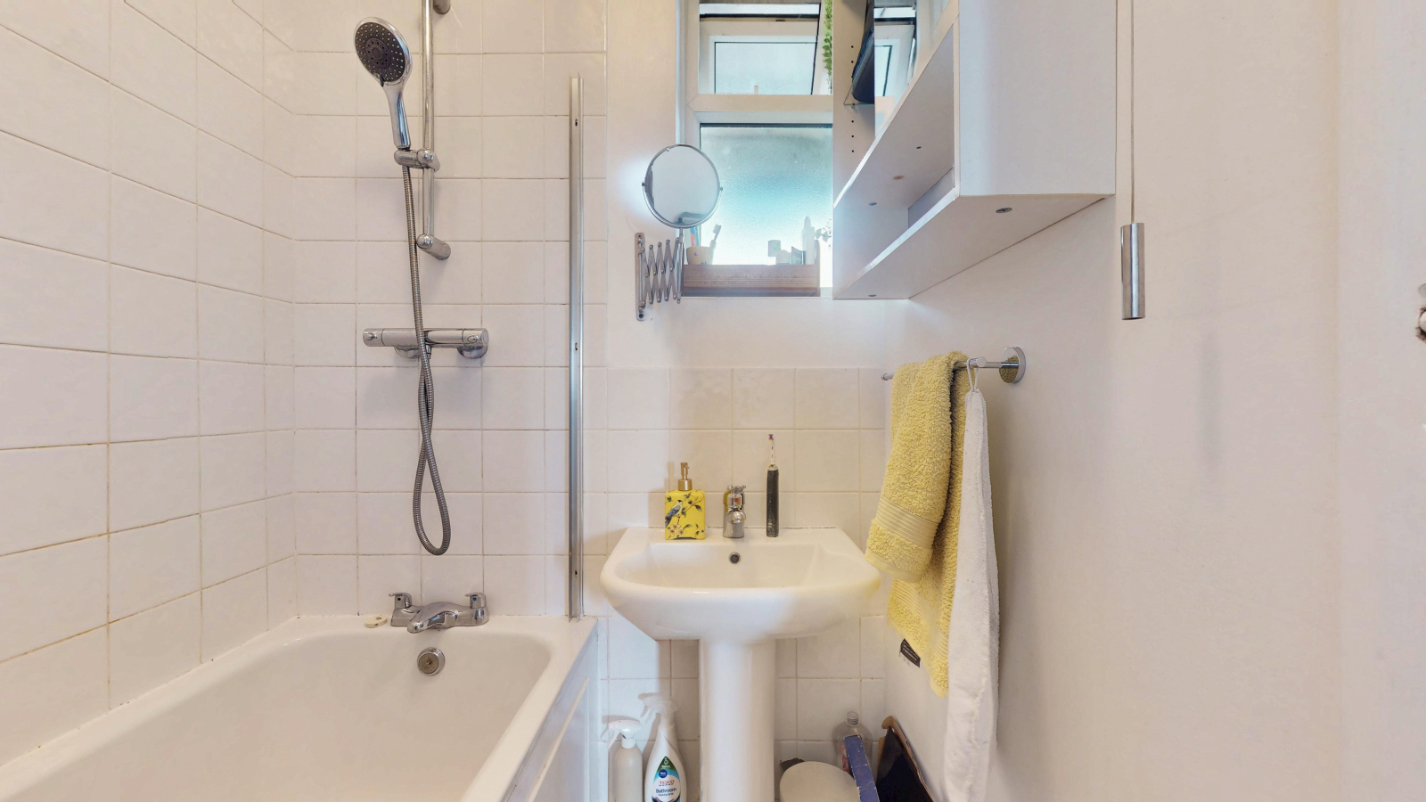 Ainsty Estate, Swan Road, London, SE16 Image 18