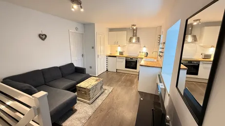 Finnart Close, Weybridge KT13