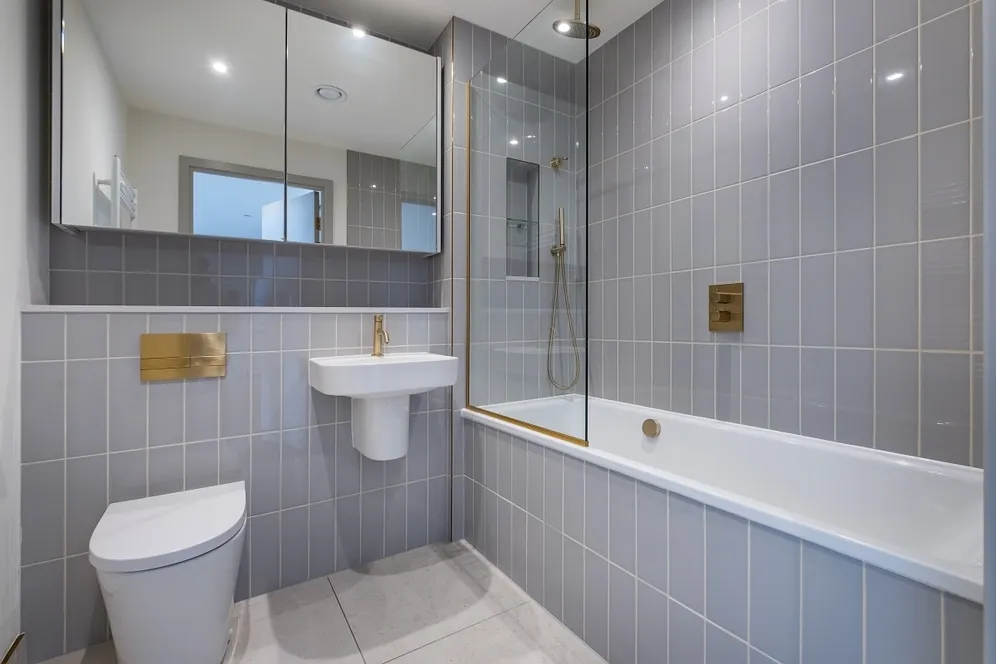 The Eades, 11 Selborne Road London E17 photo 4