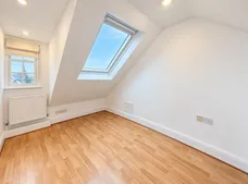 Madley Road Ealing W5 photo 8