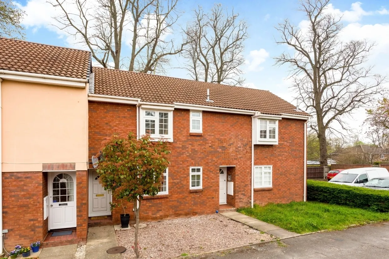Finnart Close, Weybridge KT13 photo 8