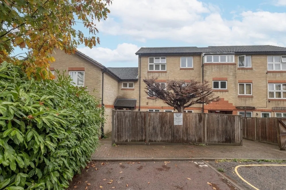 Ivybridge Close, Twickenham, TW1 photo 9