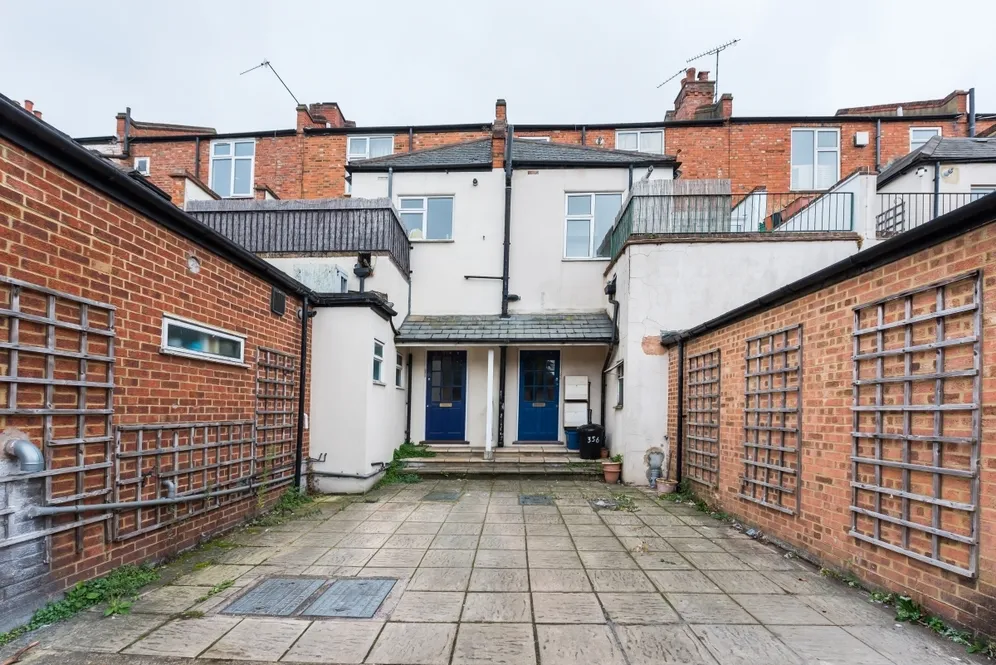 Upper Richmond Road West London SW14 photo 11