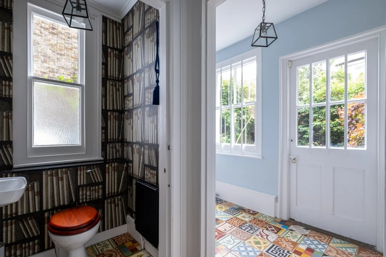 Crescent Grove, SW4 photo 12