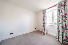 Crescent Grove, SW4 photo 15