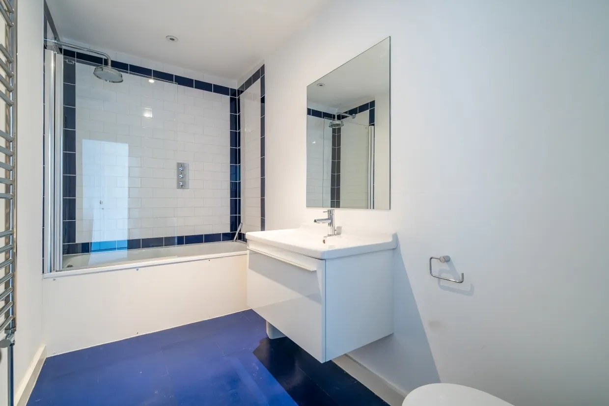 Crescent Grove, SW4 photo 17