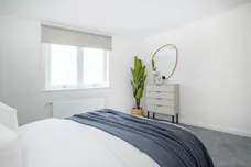 Elmsleigh Road Staines-upon-Thames TW18 photo 10