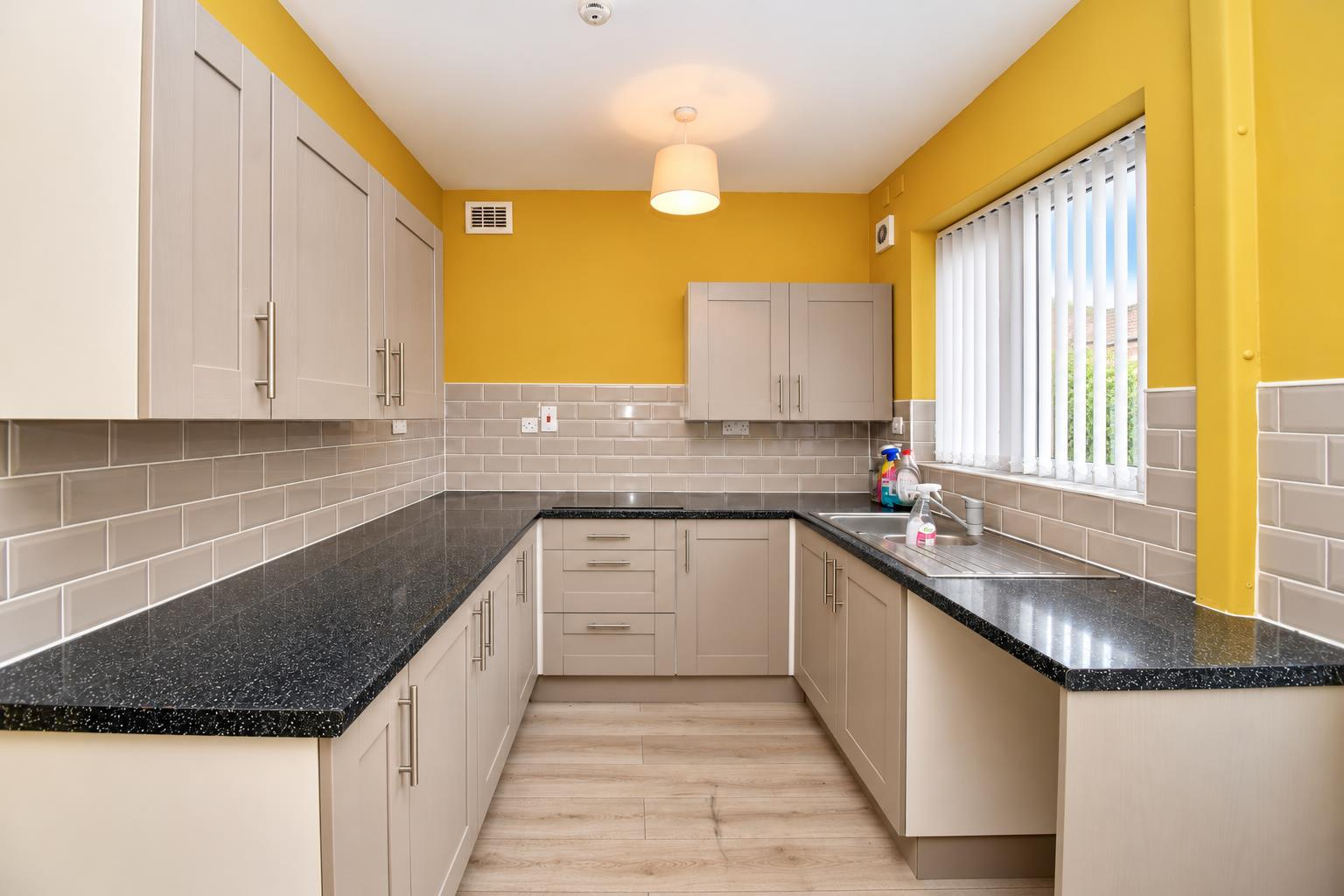 Willerby Road, Hull Image 5