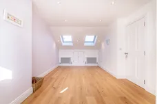 Haydon Park Road, London, SW19 photo 24