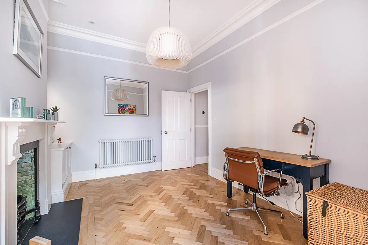 Haydon Park Road, London, SW19 photo 25