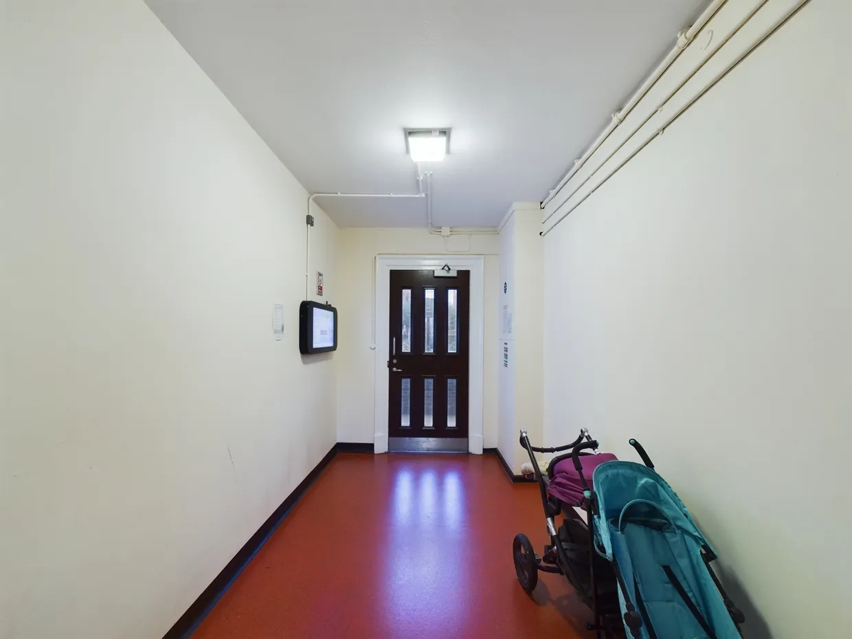 Hortensia Road, London, SW10 photo 1