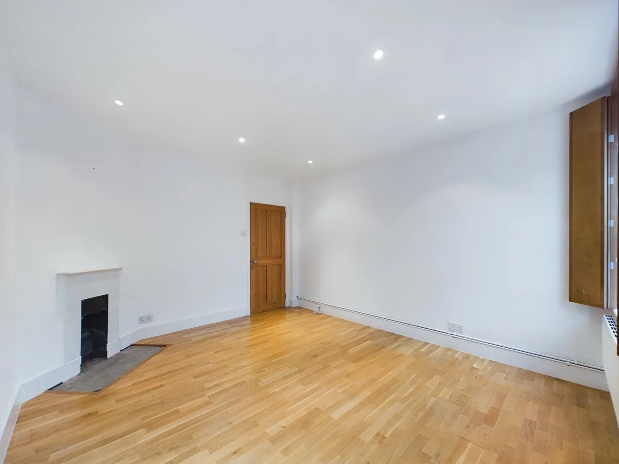Hortensia Road, London, SW10 photo 25