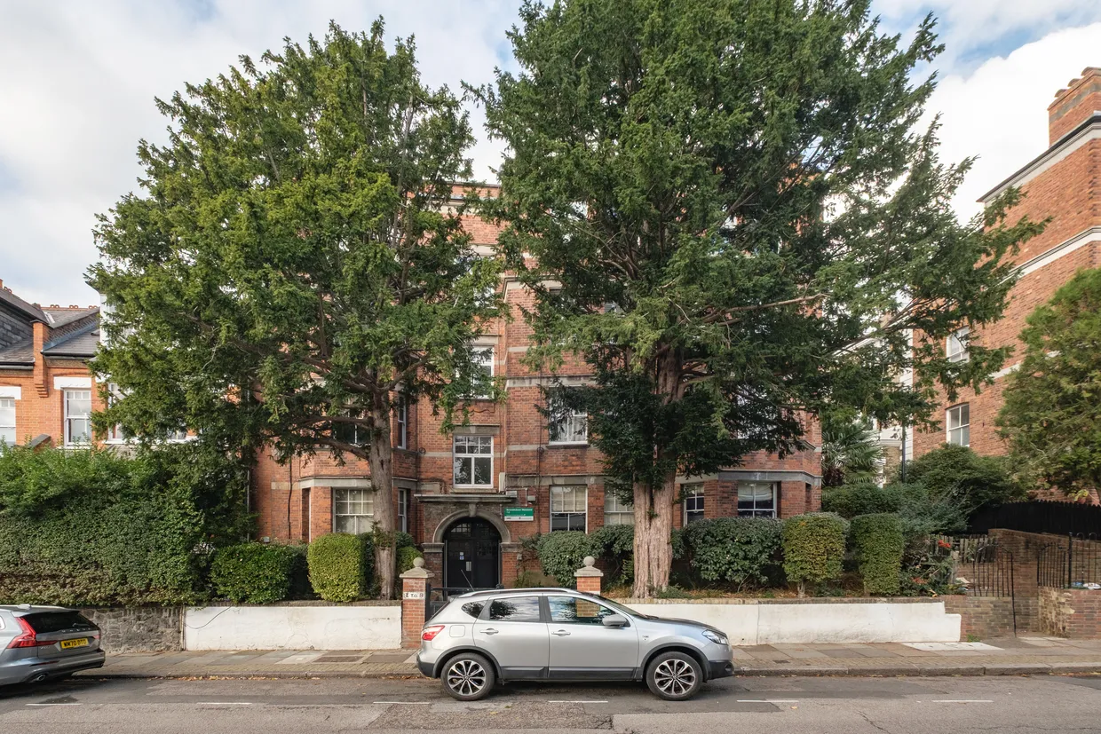 Crouch Hill, London, N4 photo 9