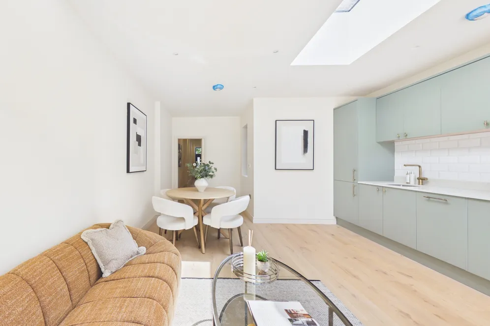 Brixton Hill, London, SW2 photo 6