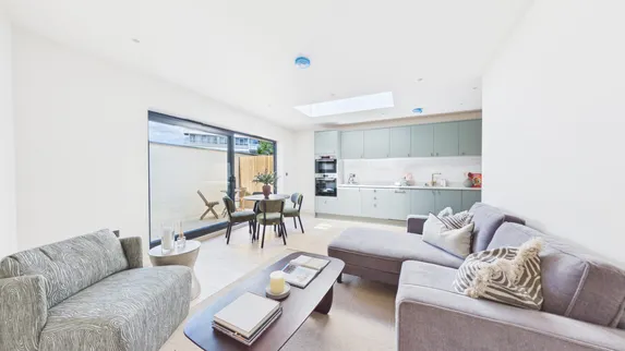 Brixton Hill, London, SW2