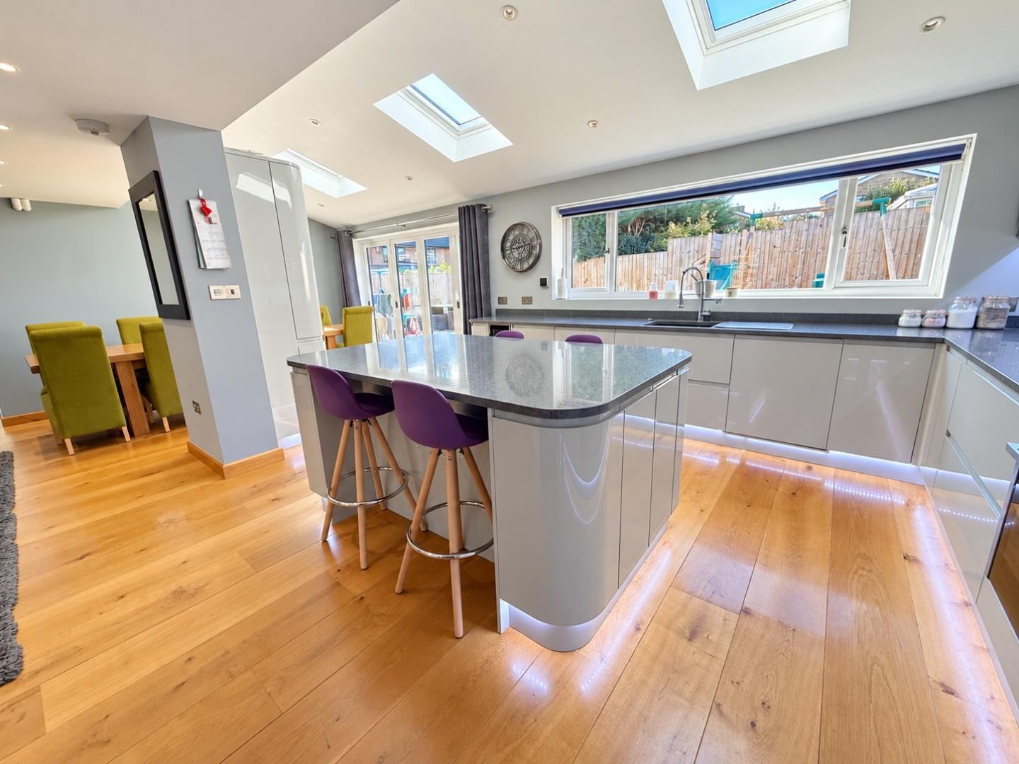 Beech Close, Hackleton, Northampton Image 3