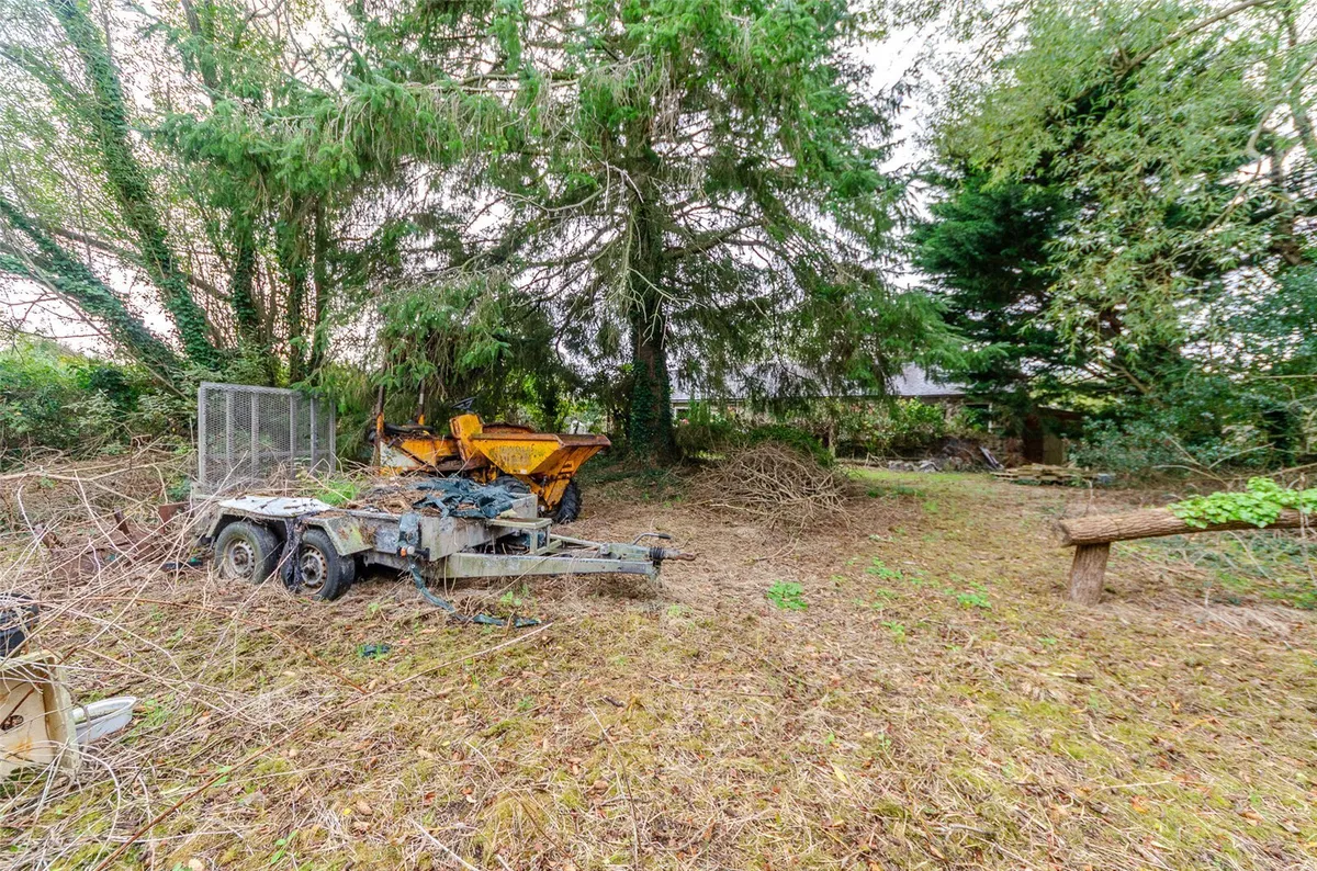 Llandwrog, Caernarfon, Gwynedd, LL54