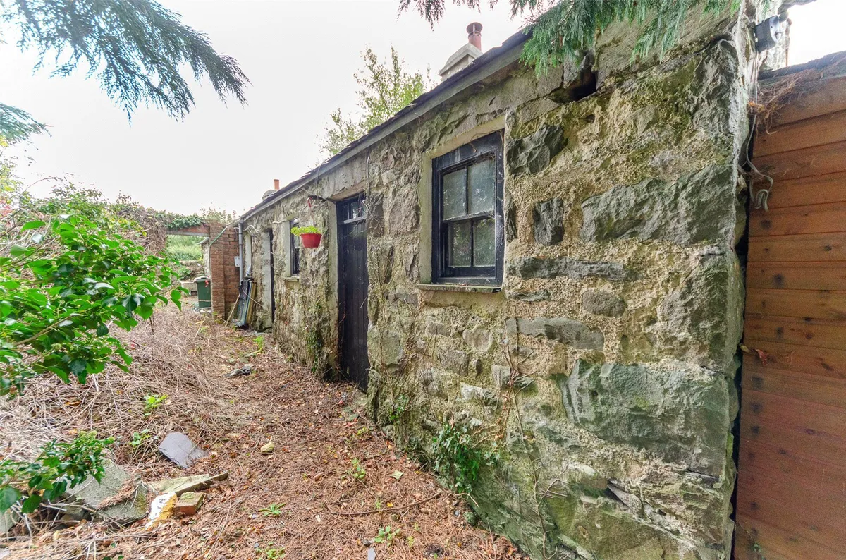 Llandwrog, Caernarfon, Gwynedd, LL54