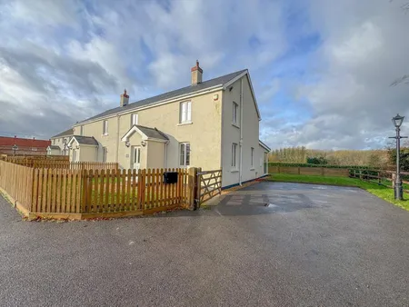 Plantation Stud Cottages, Plantation Stud, CB8