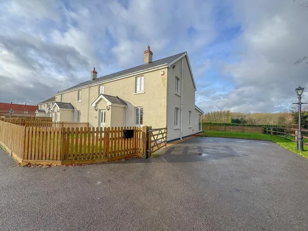 Plantation Stud Cottages, Plantation Stud, CB8 photo 1