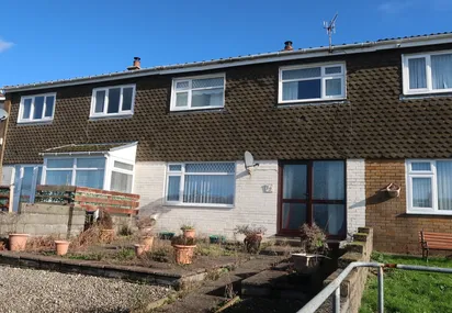 Elm Court, Newbridge, NP11