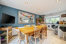 Ash Combe, Chiddingfold, GU8 photo 5