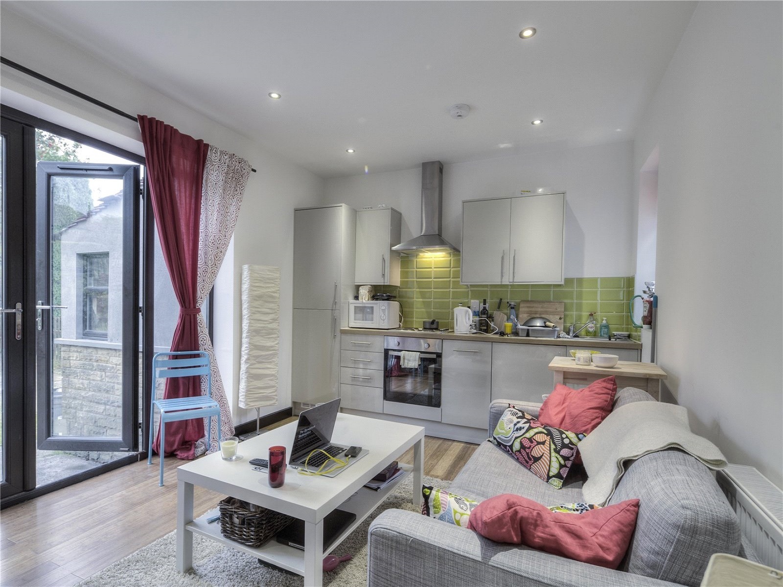 66 Newsome Road, Huddersfield, HD4 Image 1