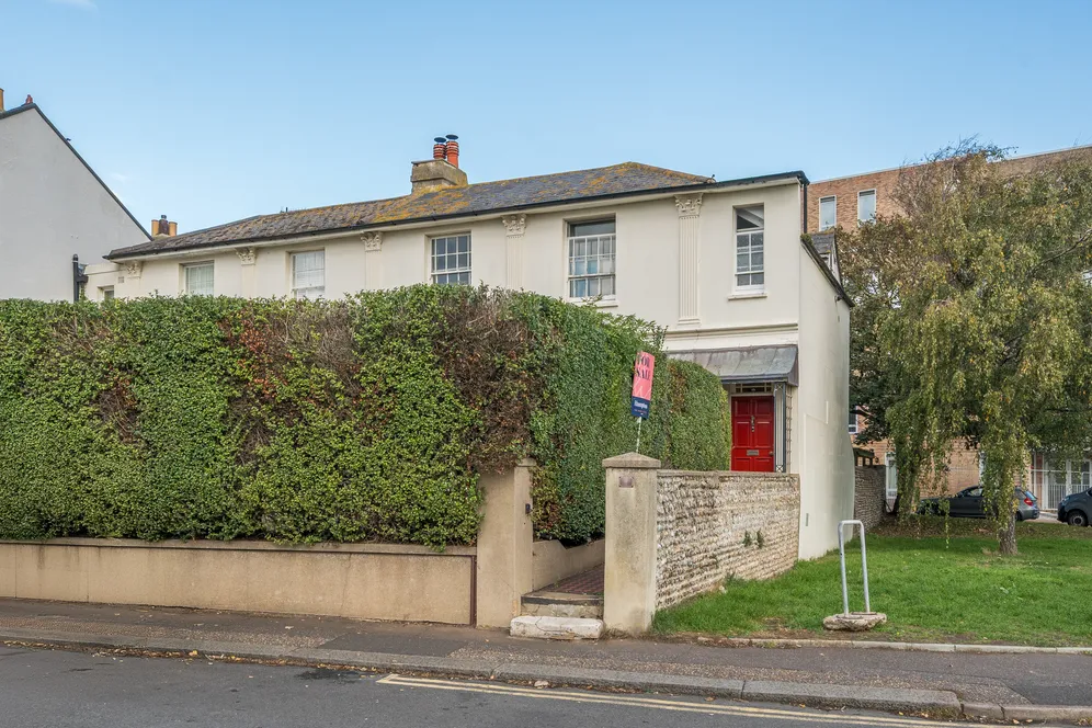 New Road, Shoreham-By-Sea, BN43 photo 18