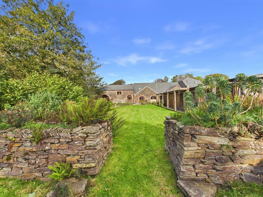 Property Image 38