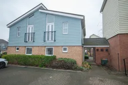 Follager Road, Rugby, CV21